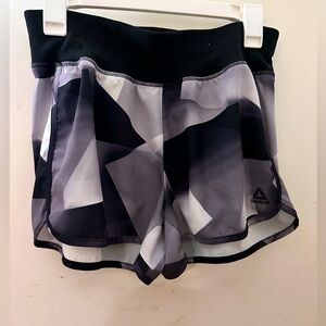 Reebok women’s shorts Size large